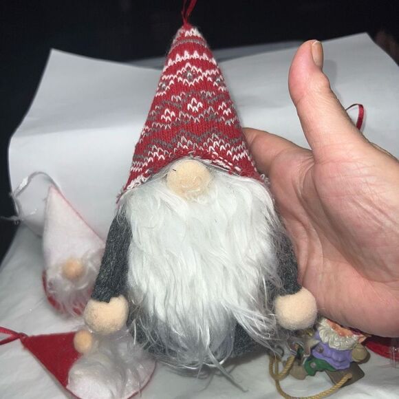 Set of‎ Six Gnome Christmas Tree Ornaments - Picture 8 of 9